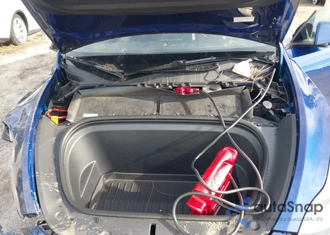 2025 Tesla Model Y Long Range Dual Motor All-Wheel Drive from USA, damaged, VIN 7SAYGDED6SF265501